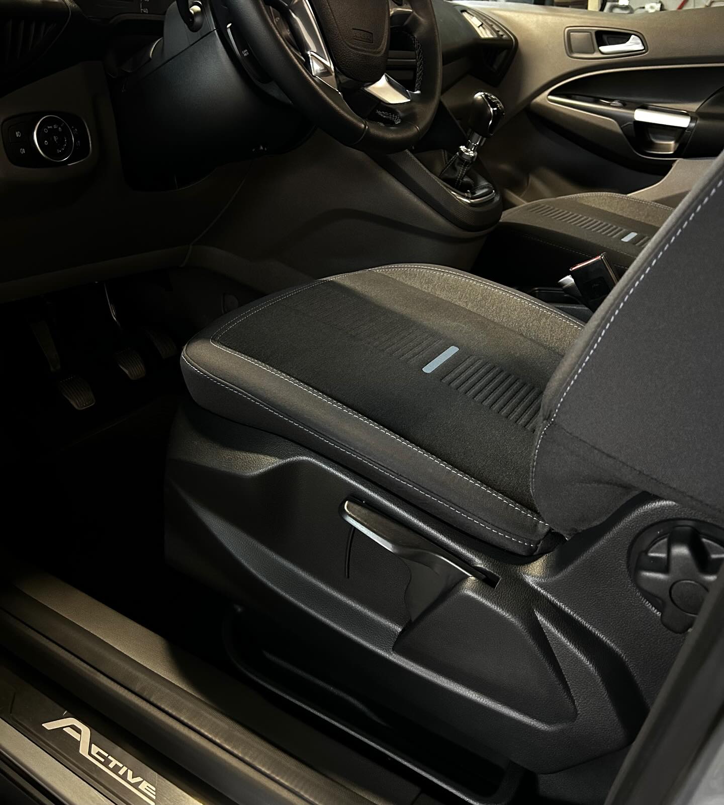 Label Cars Auto